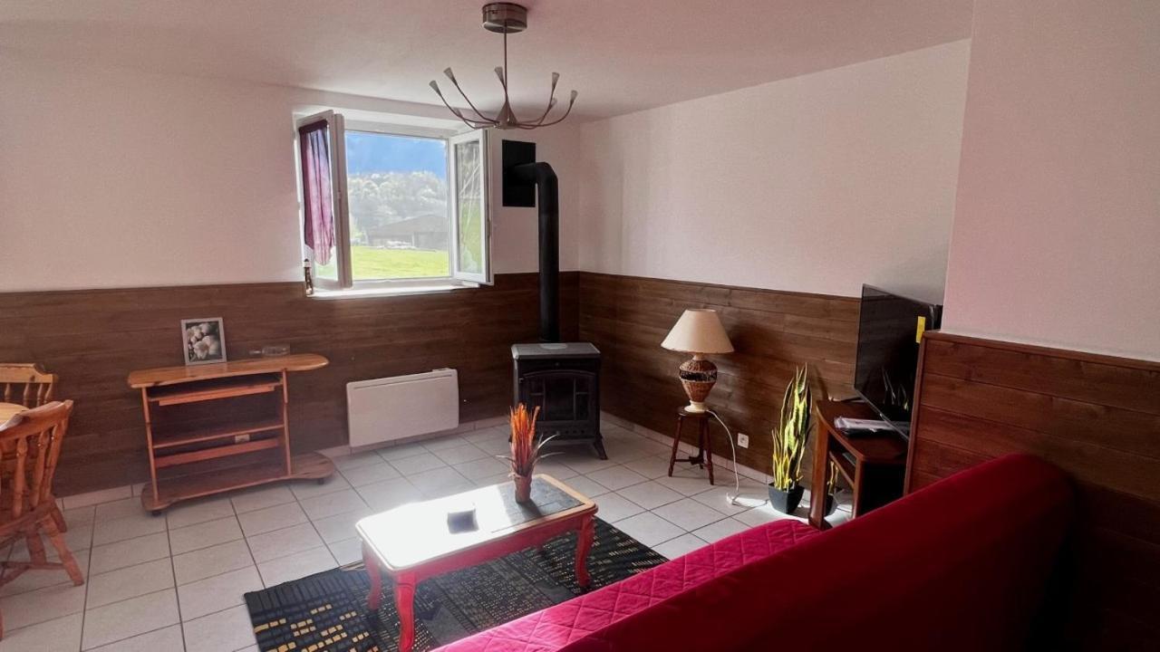 Superbe Appartement Aubessagne Экстерьер фото